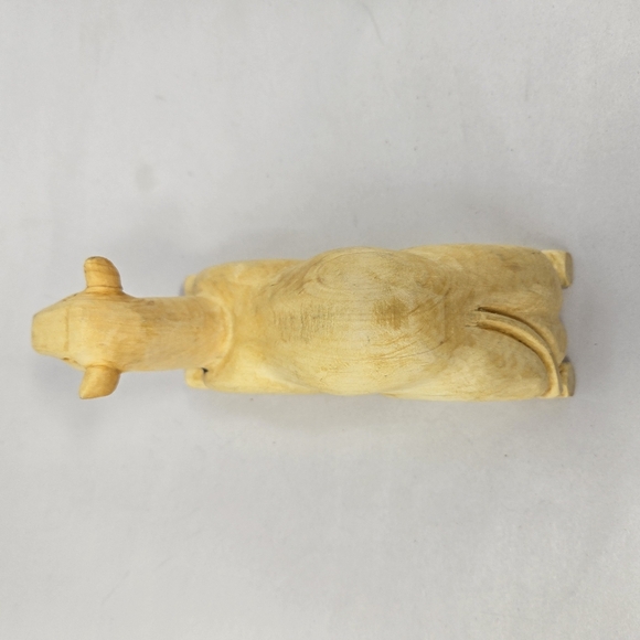 Nativity Camel Sitting In Around Baby Jesus Manger Wood Carved Ralph Herrenbruck - Picture 6 of 10